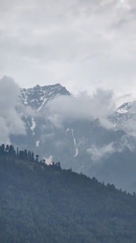 Morning mountain vistas documented across Vashisht, Himalayan region