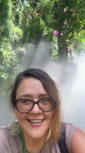 Woman documents garden visit with selfies in Nam Nha Trang