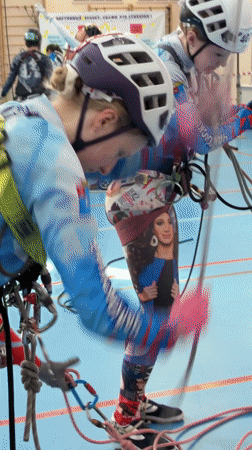 Youth tourism climbing competition held in Berezniki gymnasium