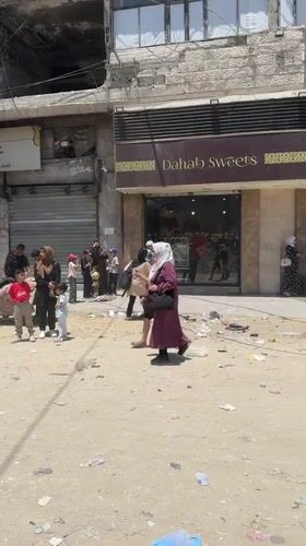 Daily life continues in Gaza amid ongoing conflict conditions