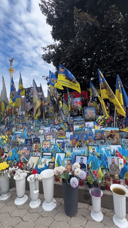 Witness documents Independence Square scenes in Kyiv