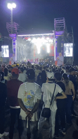 Nighttime outdoor concert draws crowds in Tinaquillo, Venezuela