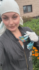Selfies and tractor work on a rural plot in Fominka