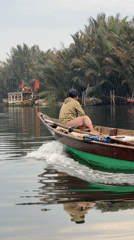 Boat journey through Hội An waterways captured by witnesses