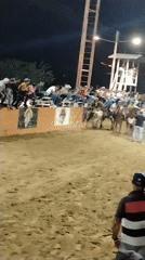 Nighttime rodeo draws crowds in Tinaquillo, Venezuela