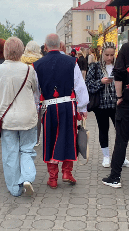 Traditional cultural festival unfolds on Hrodna cobblestone streets