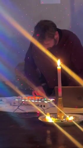 Electronic music performance captured in Mitzpe Ramon indoor session