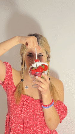 Dance practice session observed in Budva courtyard Friday afternoon