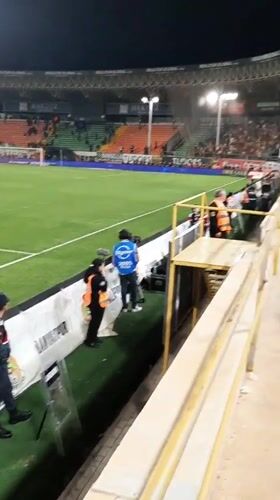 Soccer match draws crowds, police presence in Alanya stadium