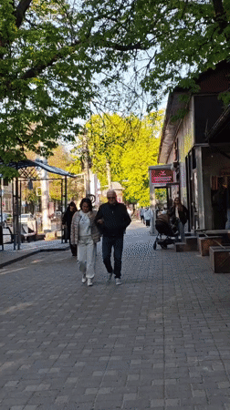 Spring afternoon street life captured in Pyatigorsk pedestrian areas