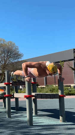 Early morning fitness routine observed in Ukrainian park