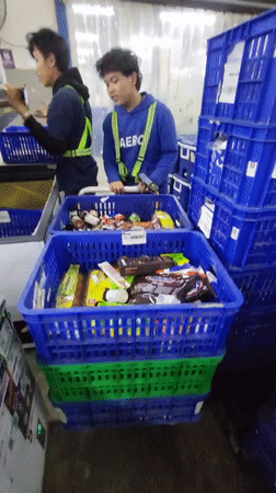 Food processing and distribution operations in North Jakarta facility