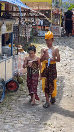 Morning market life documented in Manggis, Indonesia