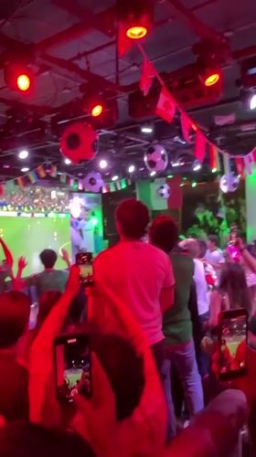 Public soccer watch party lights up San Bernardino Tlaxcalancingo