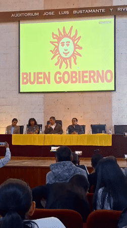 Presidential candidate Jorge Nieto holds press conference in Arequipa