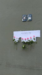Mother's Day displays spotted in Berlin storefronts