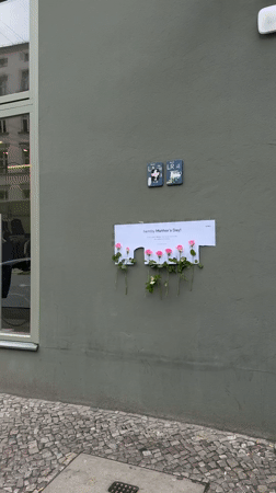 Mother's Day displays spotted in Berlin storefronts