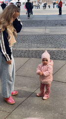 Woman, toddler visit Palace Square amid Winter Palace renovations
