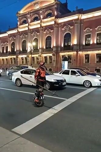 Summer evening stroll through Saint Petersburg's historic center