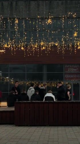 Ordinary street life documented in Birobidzhan during two-minute window