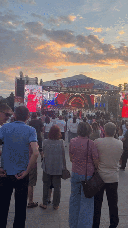 Russia Day celebration concert draws crowds in Astrakhan
