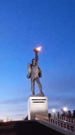 Evening scenes captured around Pioneer monument in Nizhnevartovsk