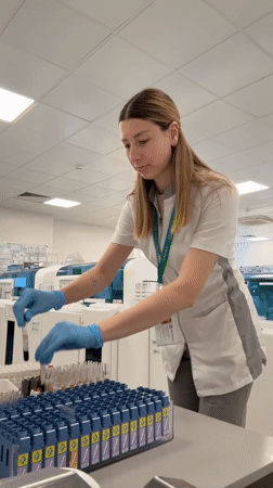Behind the scenes at a Moscow clinical lab