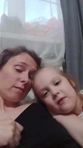 Mother and child's afternoon documented in Yekaterinburg apartment