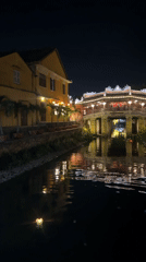 Evening tourist scenes captured in Vietnamese canal town