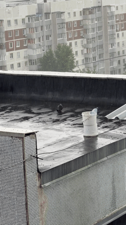 Rainy morning scenes captured in Naberezhnye Chelny, Russia