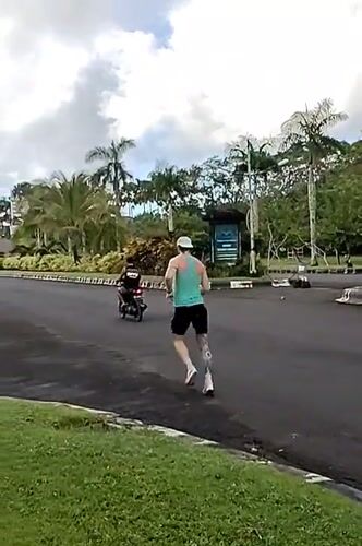 Morning jogger, cyclist spotted near Garuda statue in Ungasan