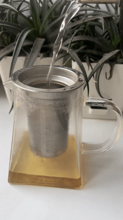 Everyday moments captured across Kazan: cooking, pets, emergency vehicles