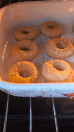 Early morning baking session documented in Sterlitamak, Russia