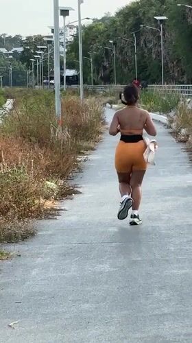 Early morning runners and street scenes captured in Thailand