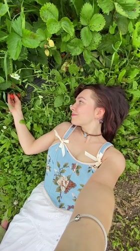 Strawberry picking in a Foteni field on a summer morning