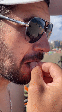 Lazy afternoon on a Málaga beach with snacks and sun