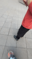 Afternoon moments captured across Krasnoyarsk: skating, shopping, flowers
