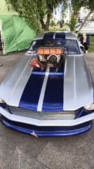 Moscow's Auto Weekends show mixes Soviet classics with modern rides