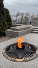 Morning documentation of Ulyanovsk memorials and landmarks captured