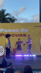 Easter festival features street performances in central Buenos Aires