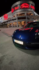 Dog walker, Porsche spotted outside Plovdiv restaurant Friday evening