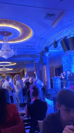 Evening party with live music draws crowds in Mytishchi