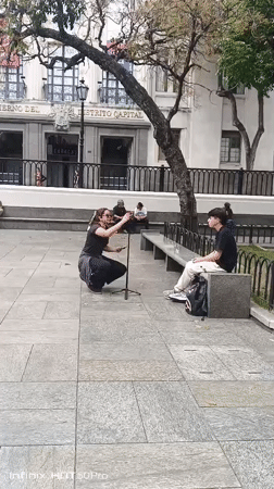 Everyday life captured around Caracas government district plazas