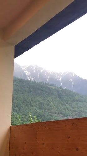 Mountain view recorded from balcony in Vashisht, India