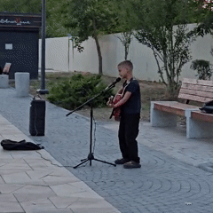 Live acoustic performance on a Yevpatoriya public walkway