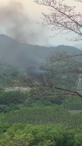 Dark smoke plume spotted rising from Khao Mai Kaeo forest