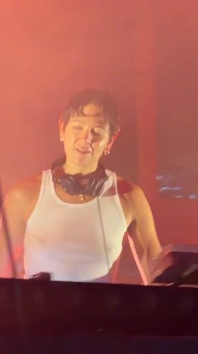 Outdoor DJ event draws crowds in Copenhagen evening