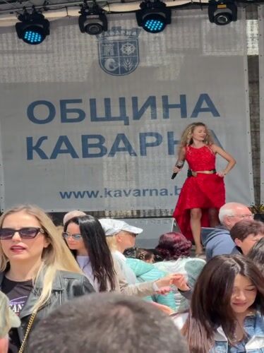 Local festival draws crowds to Kavarna's public square