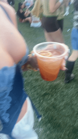 Outdoor festival event draws crowds in Indio, California