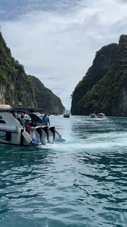 Boat day among Ao Nang's limestone cliffs and turquoise bays